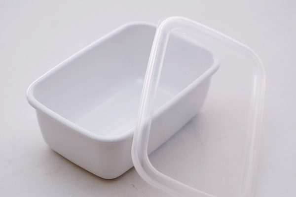 Noda Horo White Series Enamel Square Food Containers with Lid -  Globalkitchen Japan