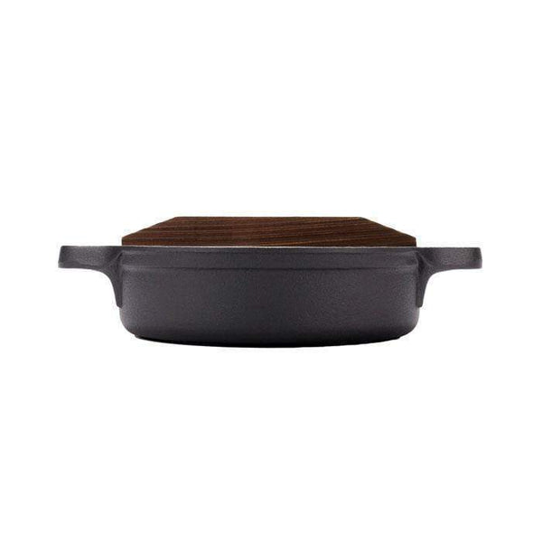 http://www.globalkitchenjapan.com/cdn/shop/products/seieido-sukiyaki-casserole-13583611789395_600x.jpg?v=1611653065