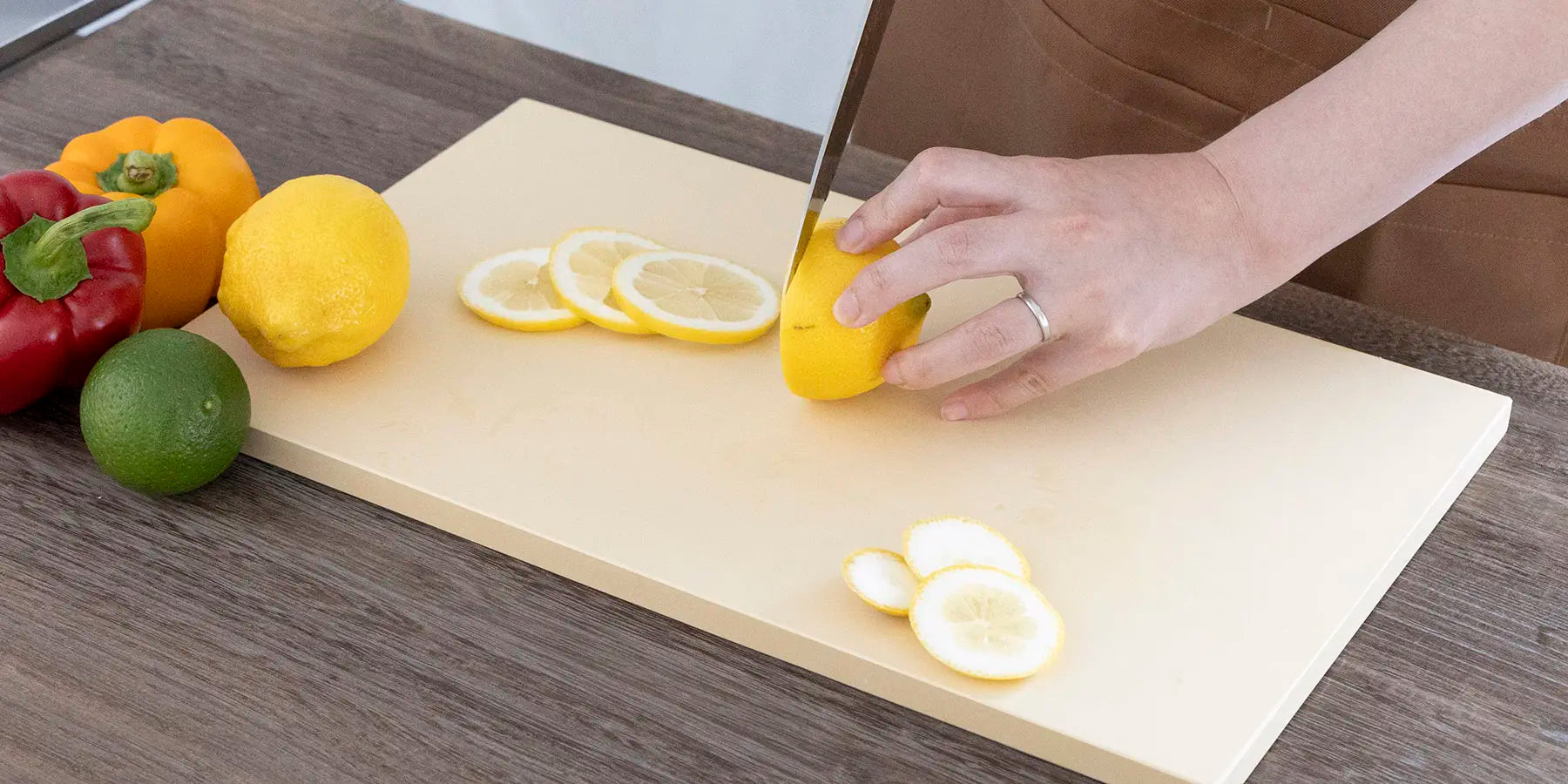 Discover our great selection of Cutting Boards at Globalkitchen Japan.