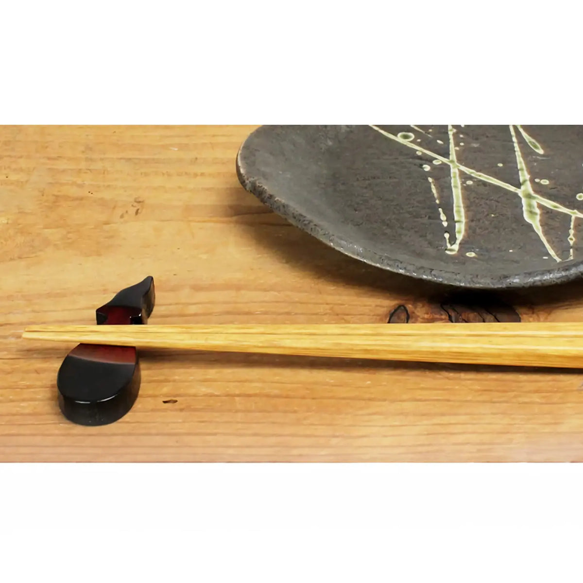 Manyo Bamboo Chopstick Rest Eggplant