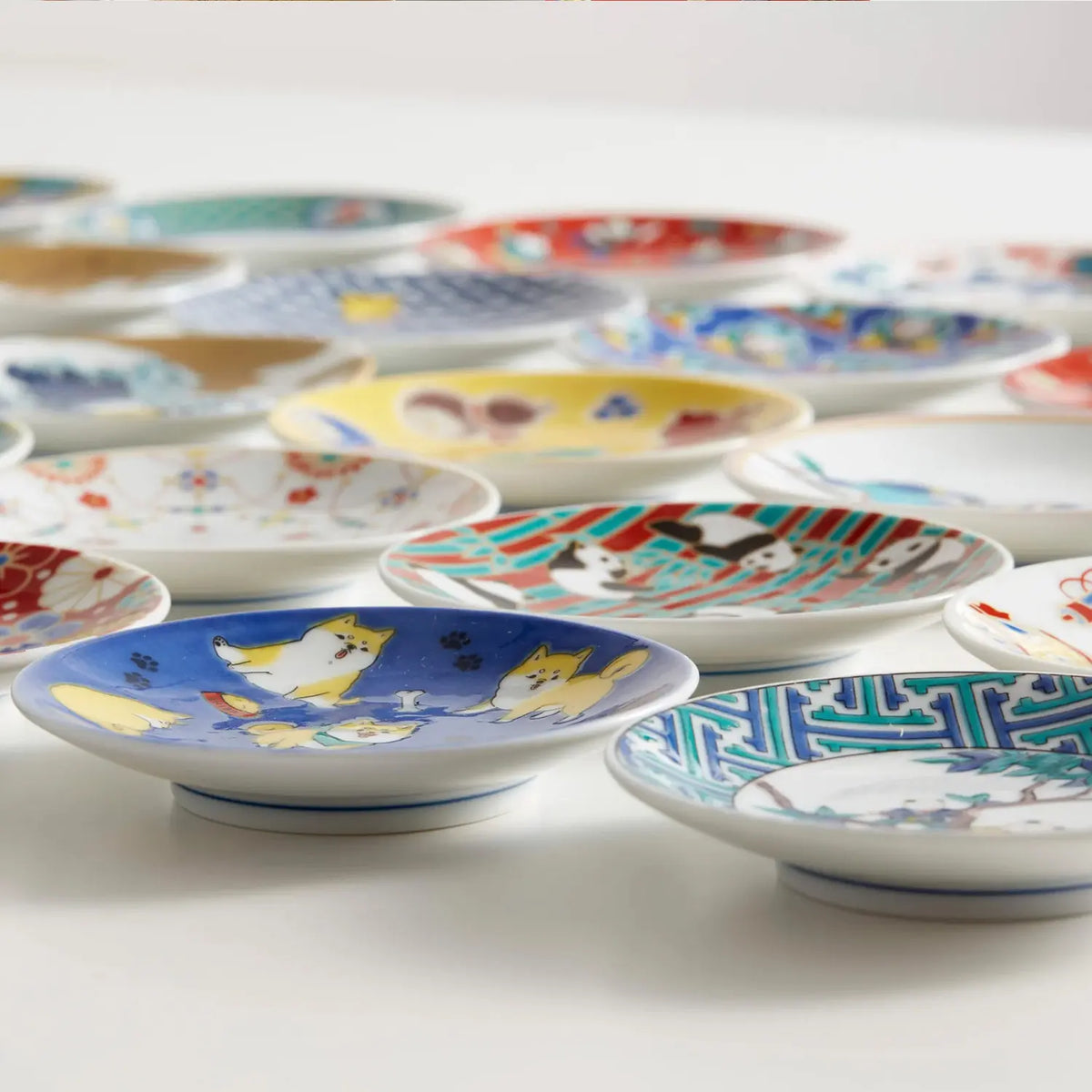 SEIKOU KISSYO Kutani Porcelain Mamezara Small Plate Mandara-Zou