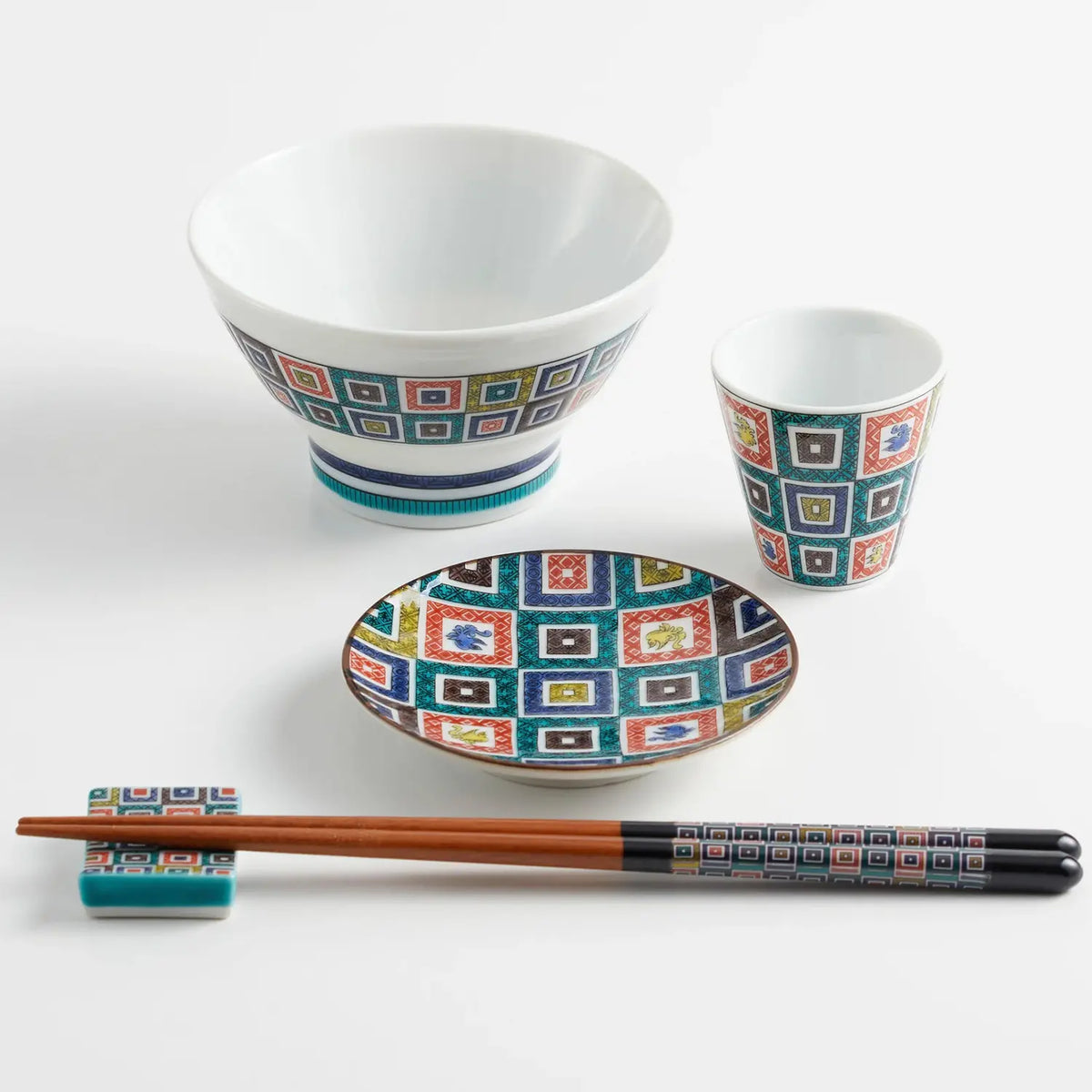 SEIKOU Kutani Porcelain Mamezara Small Plate Ishidatamimon