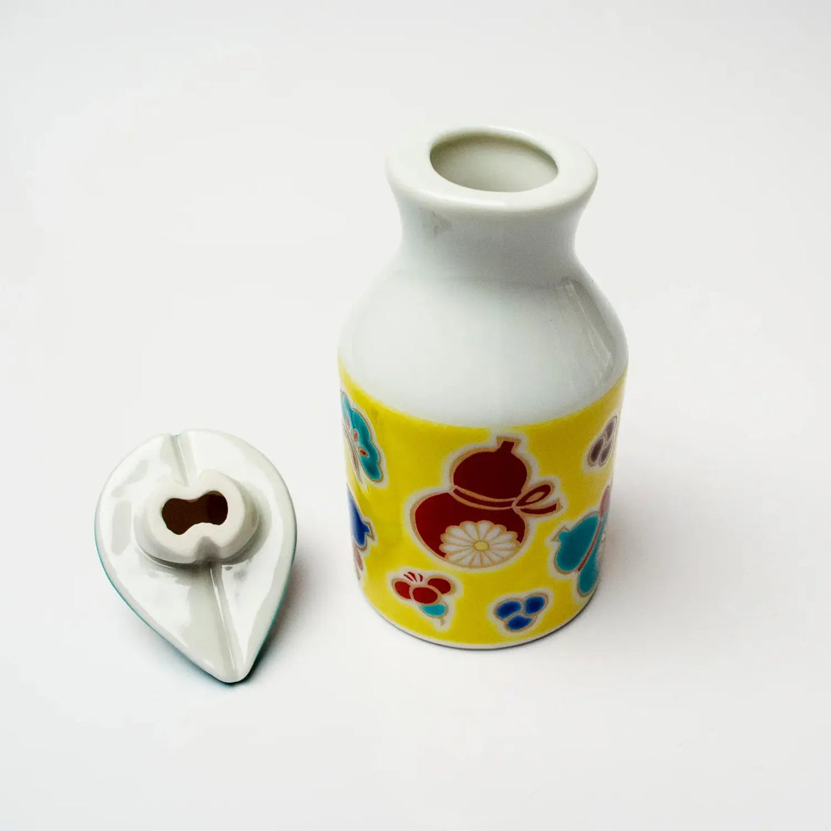 SEIKOU Kutani Porcelain Soy Sauce Dispenser Mubyou