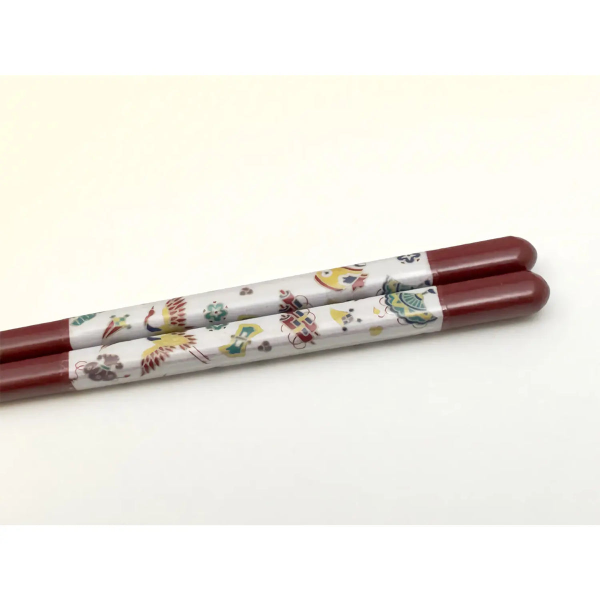 SEIKOU Wakasa Lacquered Natural Wood Chopsticks 21cm Red Takarazukushi