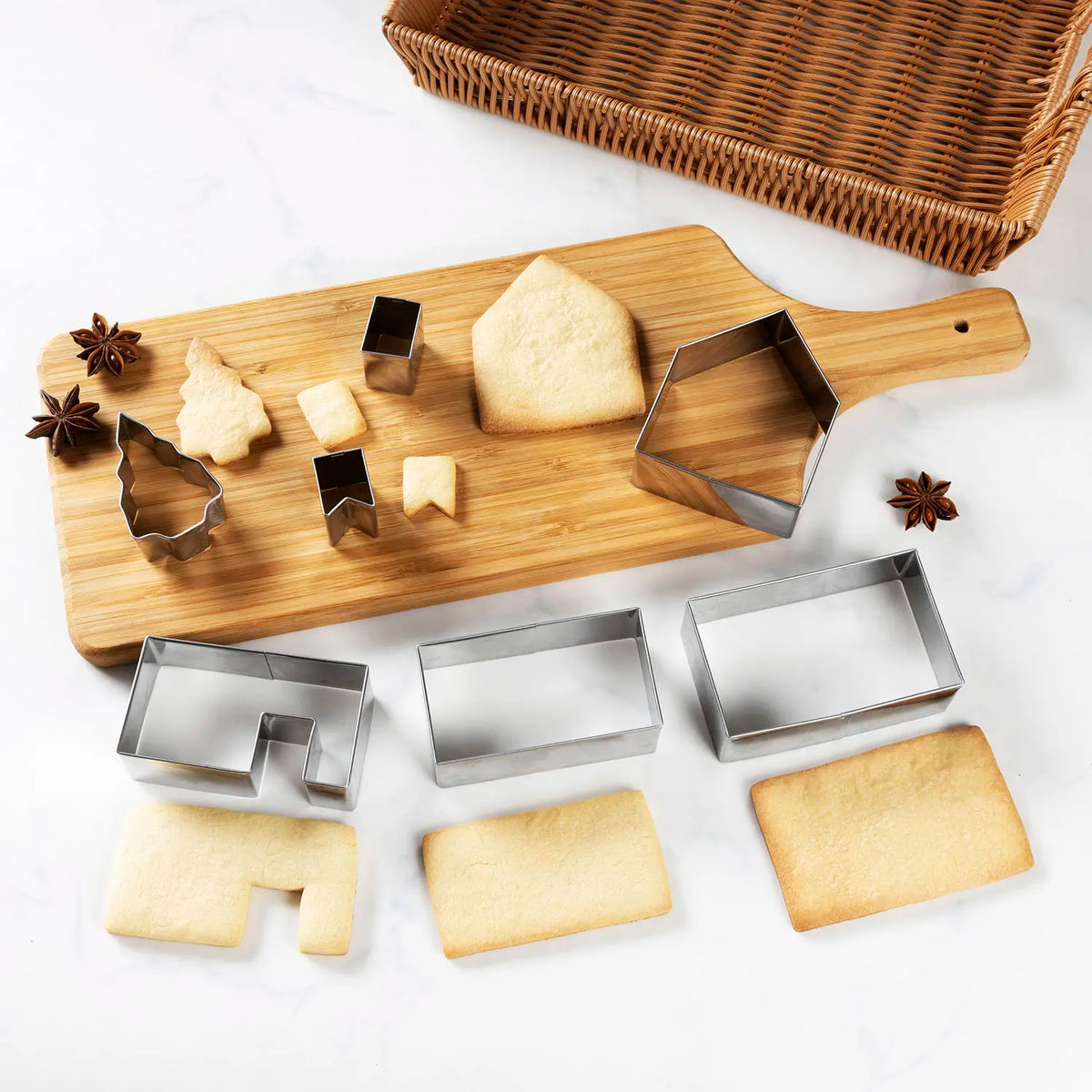 TIGERCROWN Cake Land Stainless Steel Bench Scraper with Scale -  Globalkitchen Japan