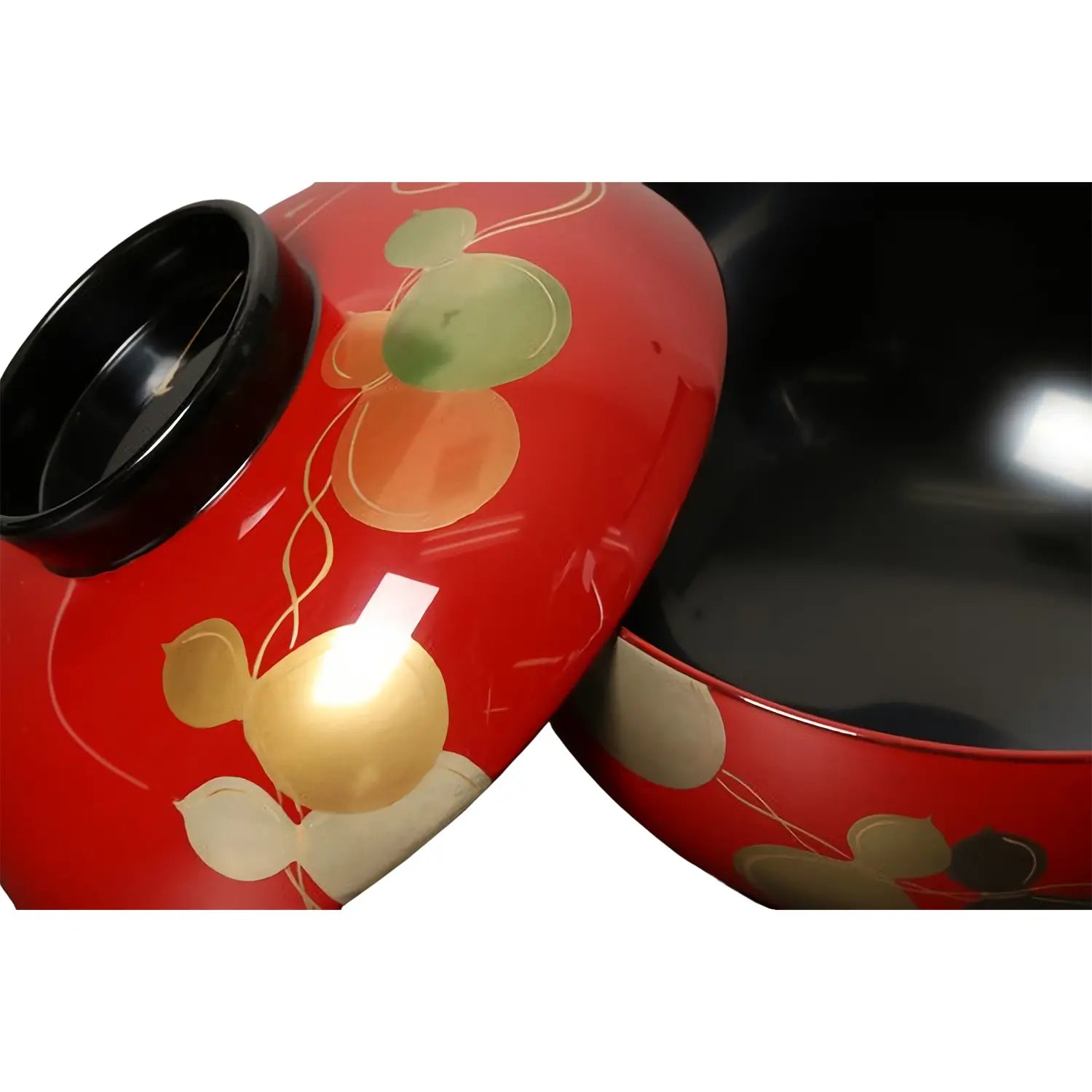 https://www.globalkitchenjapan.com/cdn/shop/products/EchizenShikkiMakieSyntheticResinCoupleSoupBowlsSixGourds91-01_3.webp?v=1677129731