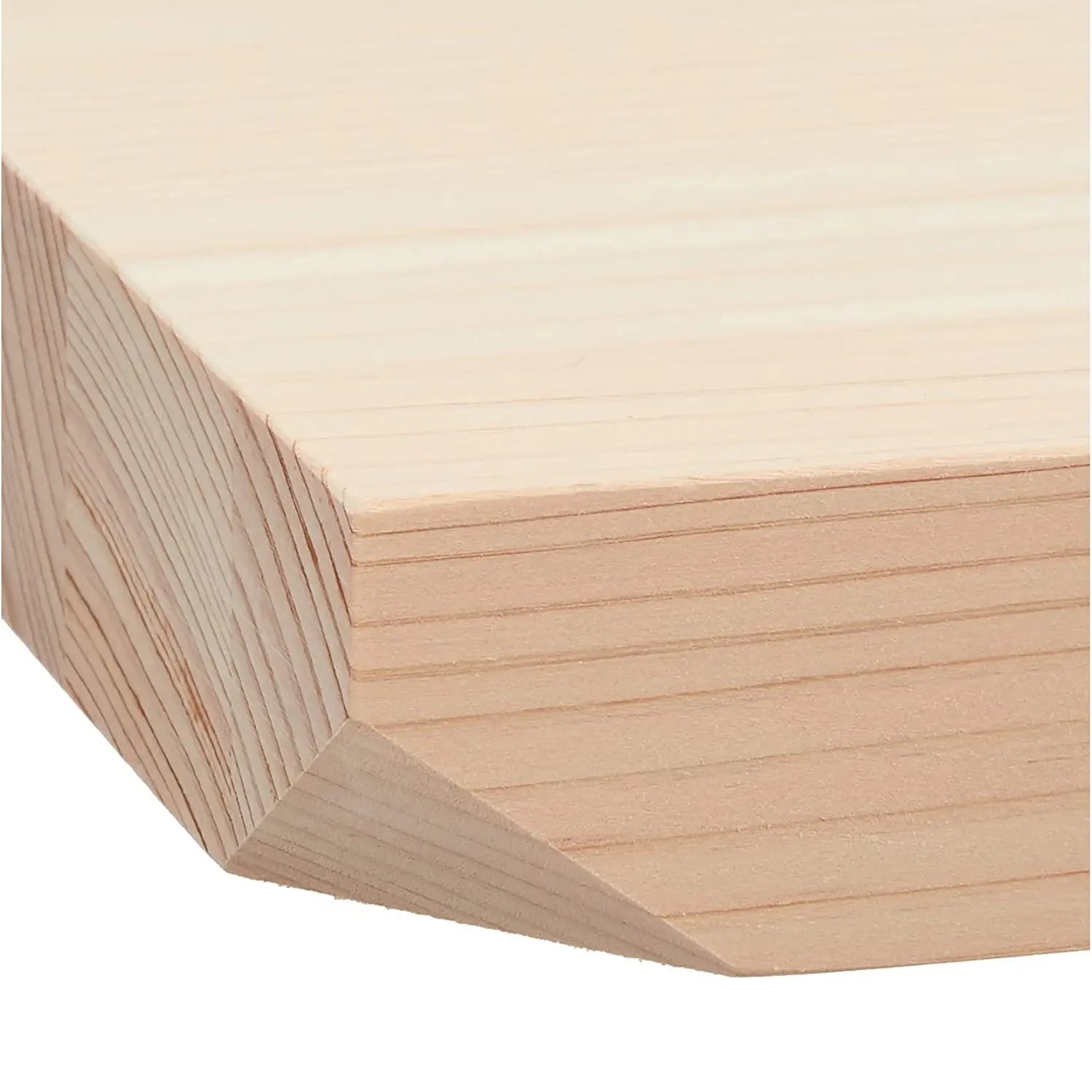 https://www.globalkitchenjapan.com/cdn/shop/products/YamacohKisoHinokiCypressWoodenCuttingBoardwithaWoodenBox04157_4.webp?v=1668747766