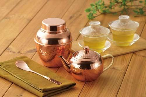 https://www.globalkitchenjapan.com/cdn/shop/products/asahi-copper-kyusu-teapot-with-filter-rattan-handle-345ml-teapots-28671253263.jpg?v=1564086663
